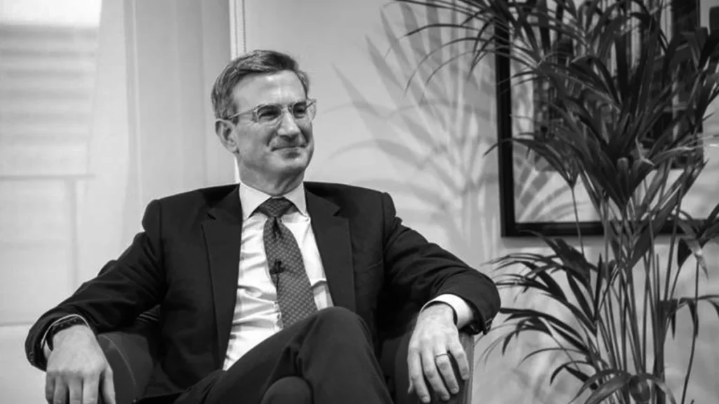 Peter Orszag Hair: The Public Image of a Budget Director